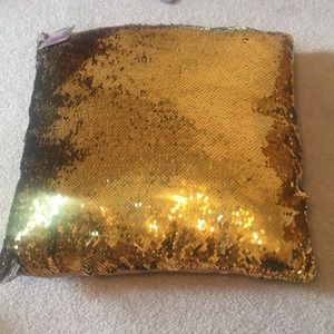 Sequins pillows